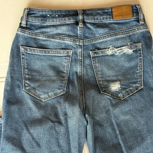 American Eagle Mom Straight Denim Jeans Stretch Distressed Size 4 - Picture 8 of 8